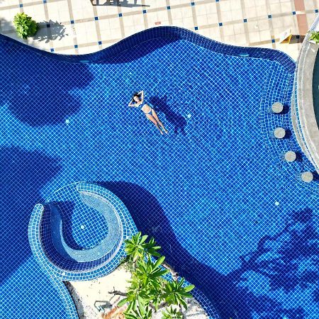 Phuket Leelavadee Hua Ting Resort Patong Bagian luar foto