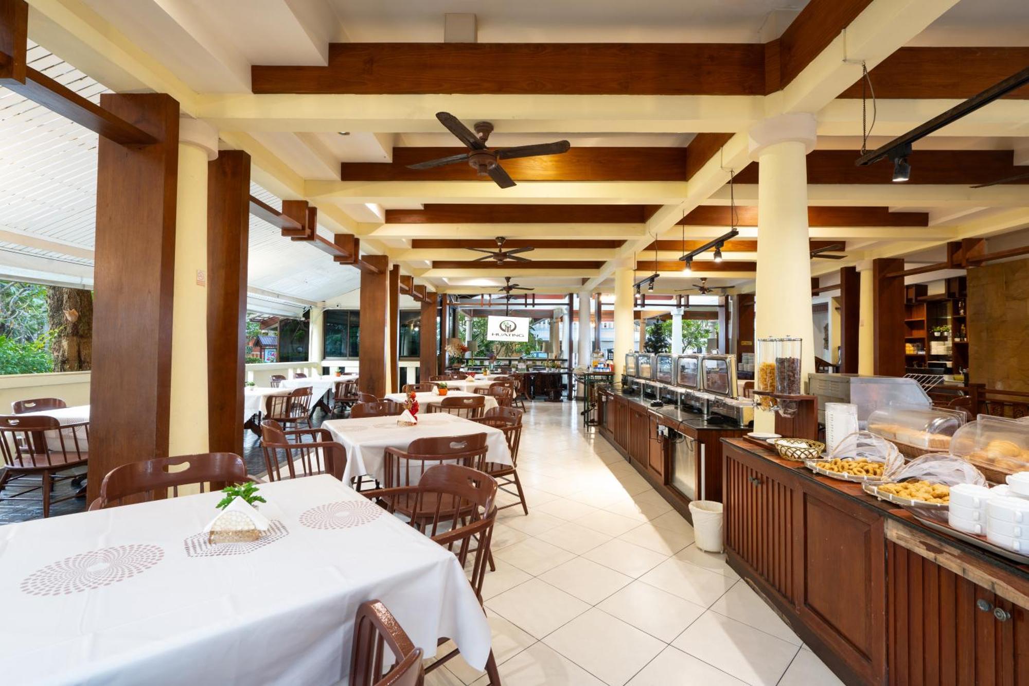 Phuket Leelavadee Hua Ting Resort Patong Bagian luar foto