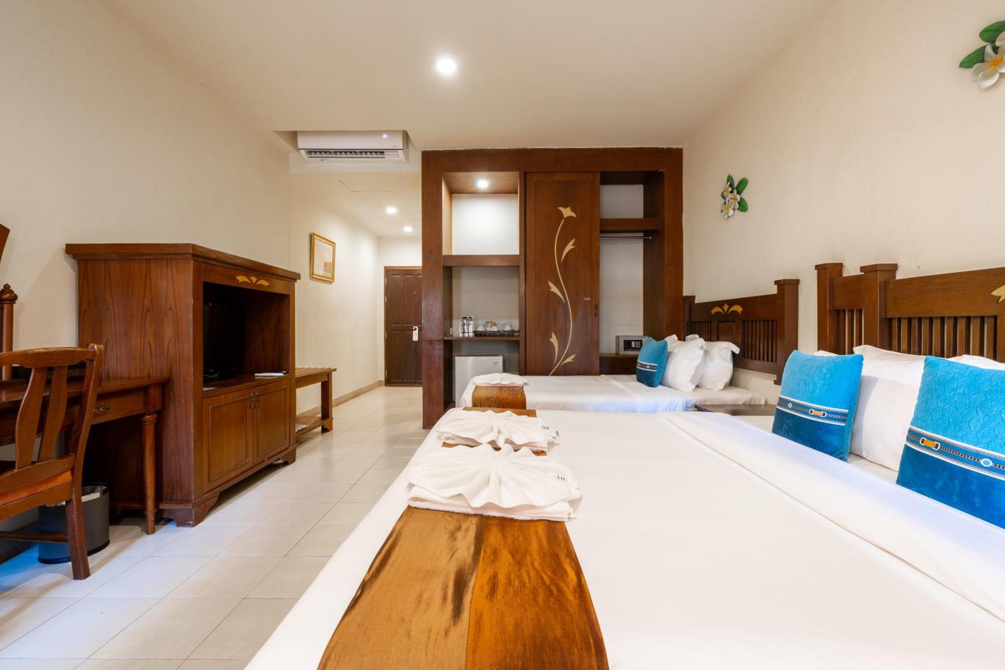 Phuket Leelavadee Hua Ting Resort Patong Bagian luar foto