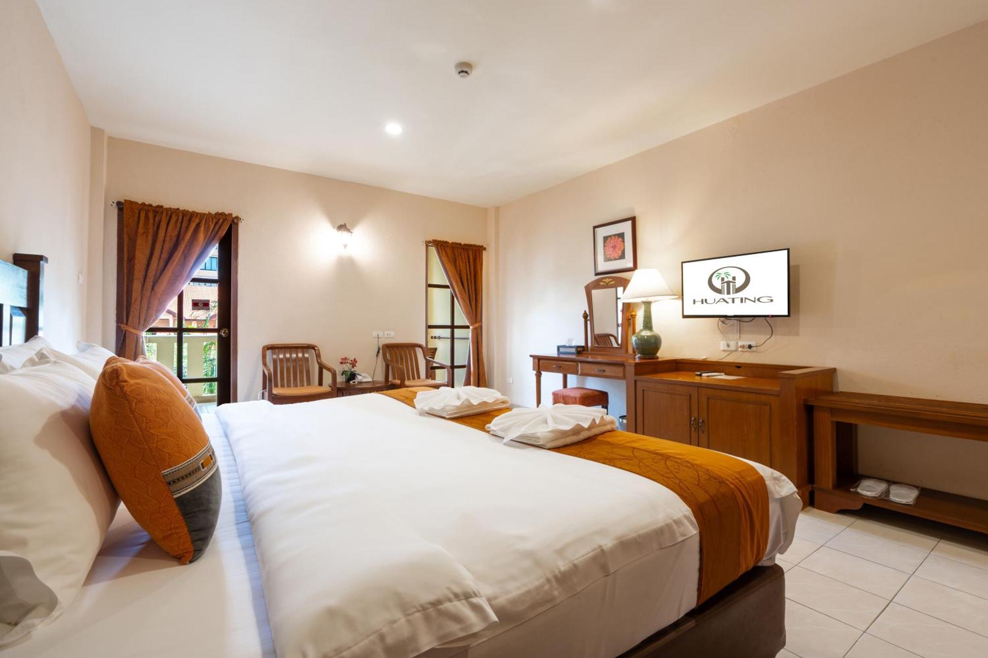 Phuket Leelavadee Hua Ting Resort Patong Bagian luar foto